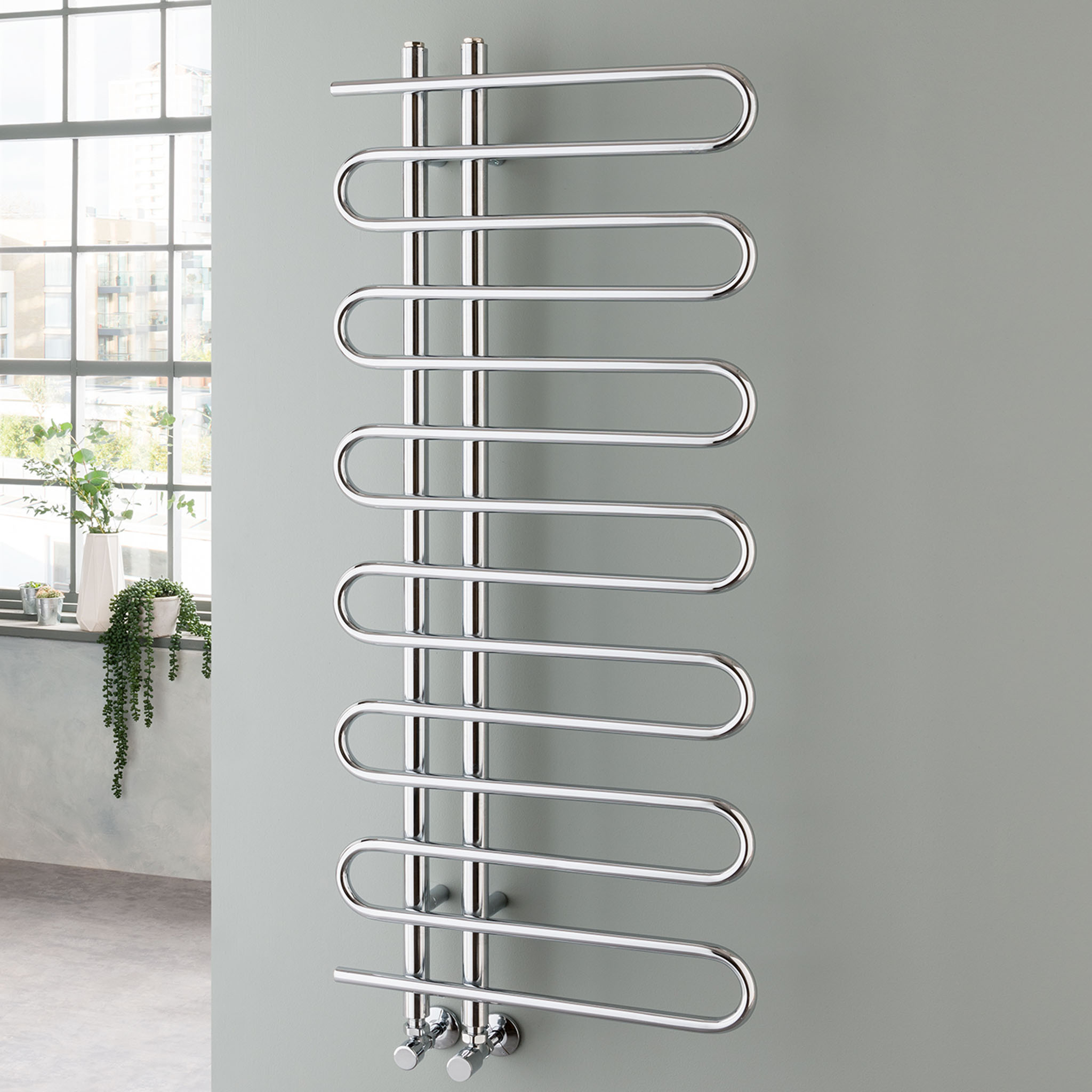 Vogue Concertina Wall Mounted Heated Towel Rail