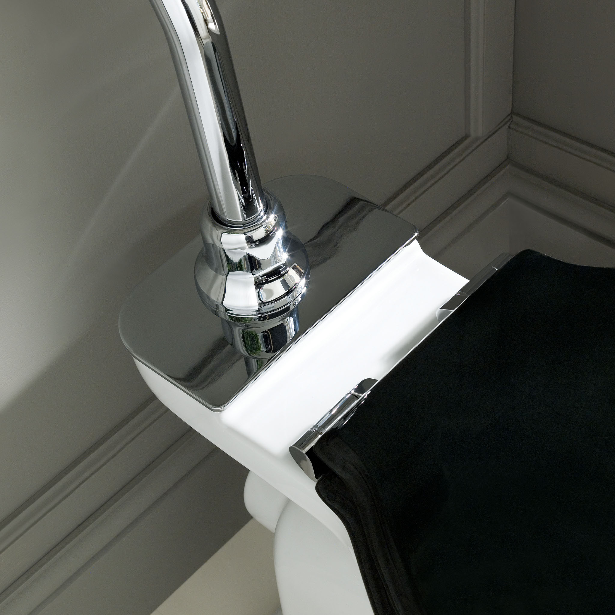 BC Designs Victrion Low Level Pan & Cistern (Without Seat)